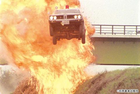 "伝説のカースタントマン"大友千秋氏が「西部警察」のカーアクションを語る！「西部警察 PART-Ⅲ」放送直前！爆裂カーアクションSP特番放送