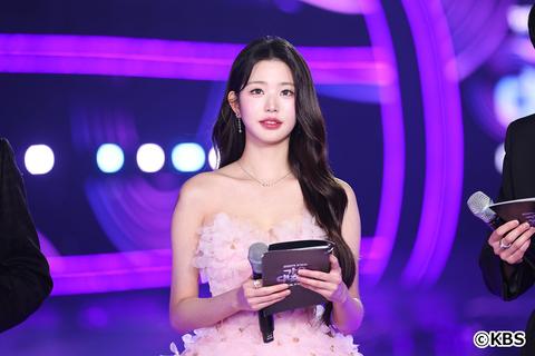 Stray Kids、IVE、LE SSERAFIMら豪華共演！KBSの大型音楽祭で2024年のK-POPを総ざらい