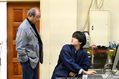 Aぇ! group・佐野晶哉が名優・平泉成をうならせた共演作、映画『明日を綴る写真館』