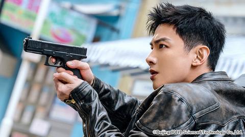 バイジンティン（白敬亭）が癒やし系から一転！「不眠日」「正当防衛」で見せたギャップ