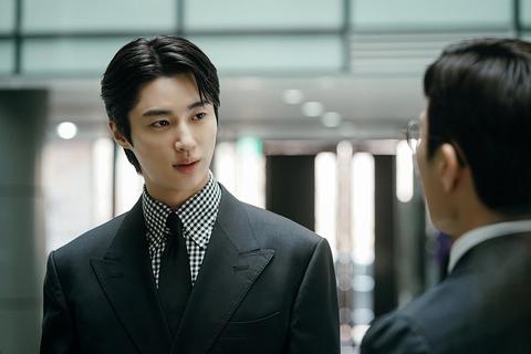 「21世紀の大君夫人」がヒット中のピョン・ウソクの魅力を徹底解剖！「青春の記録」ほかNetflix代表作3選