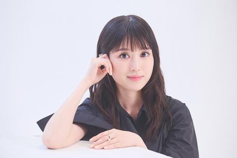福本莉子が映画『時給三〇〇円の死神』で見せた新境地と、西畑大吾と生み出した関西人同士の化学反応