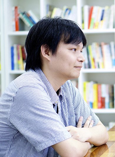 戸部田誠(てれびのスキマ)