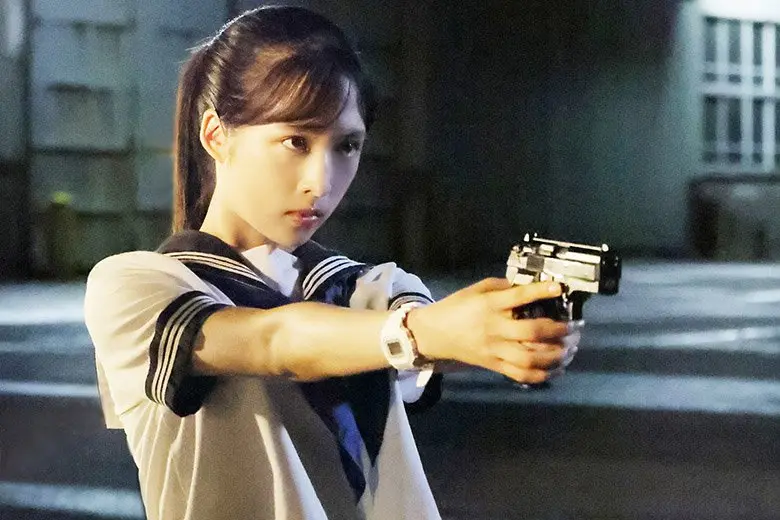 241205girlsdrive02.webp