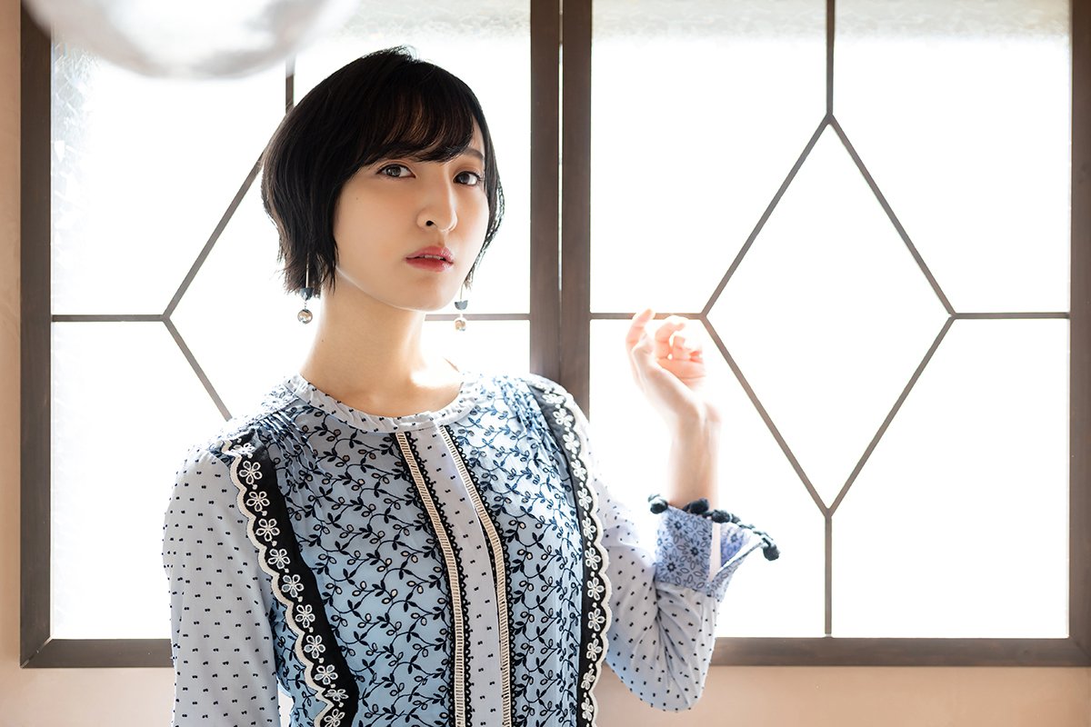 声優・佐倉綾音インタビュー#2「『お芝居は仮想現実だと思う』生々しさとアニメ芝居のはざまで思うこと」