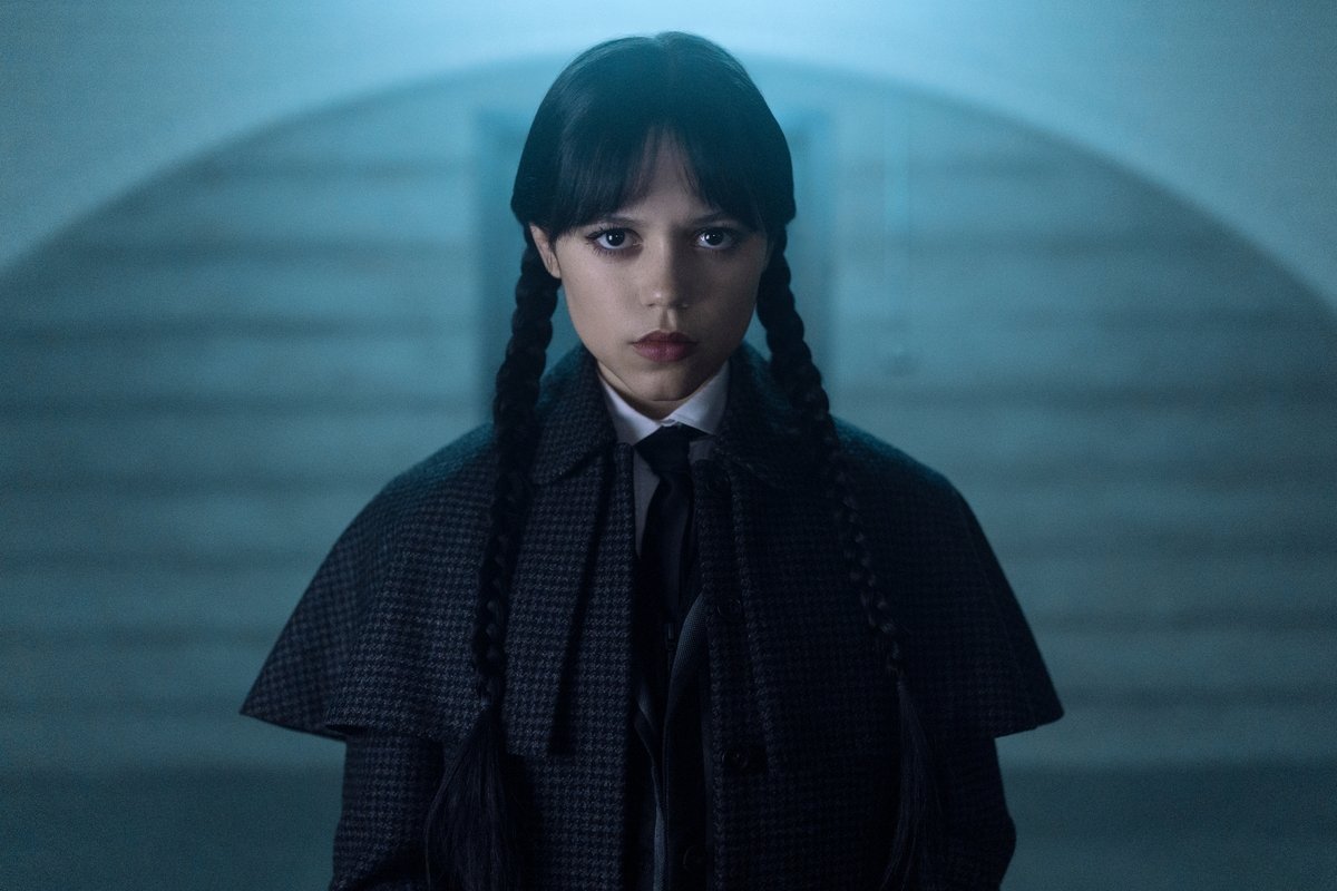 Netflixシリーズ「ウェンズデー」怒涛の展開から目が離せない！ティム・バートンならではの美学が健在
