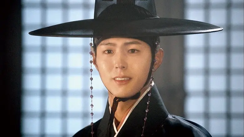 250831_loveinthemoonlight07.webp