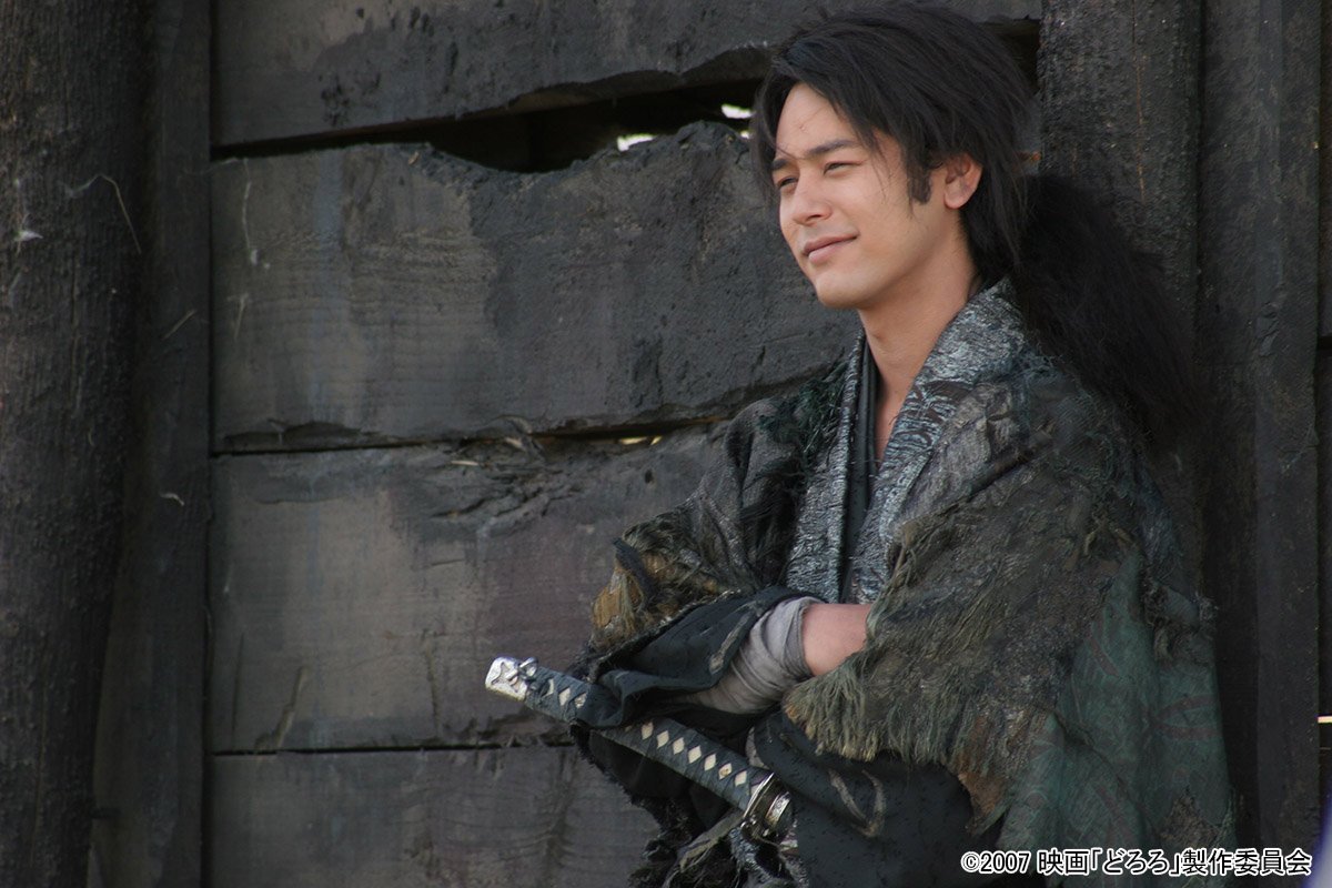 妻夫木聡は若い頃から凄かった！手塚治虫原作の映画などで見せた迫真の演技