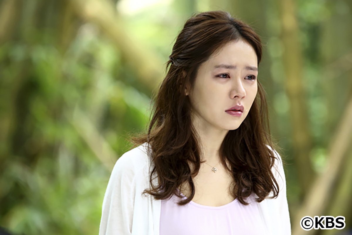 夫ヒョンビンと「青龍映画賞」同時受賞したソン・イェジンが「サメ ～愛の黙示録～」で見せた役者像