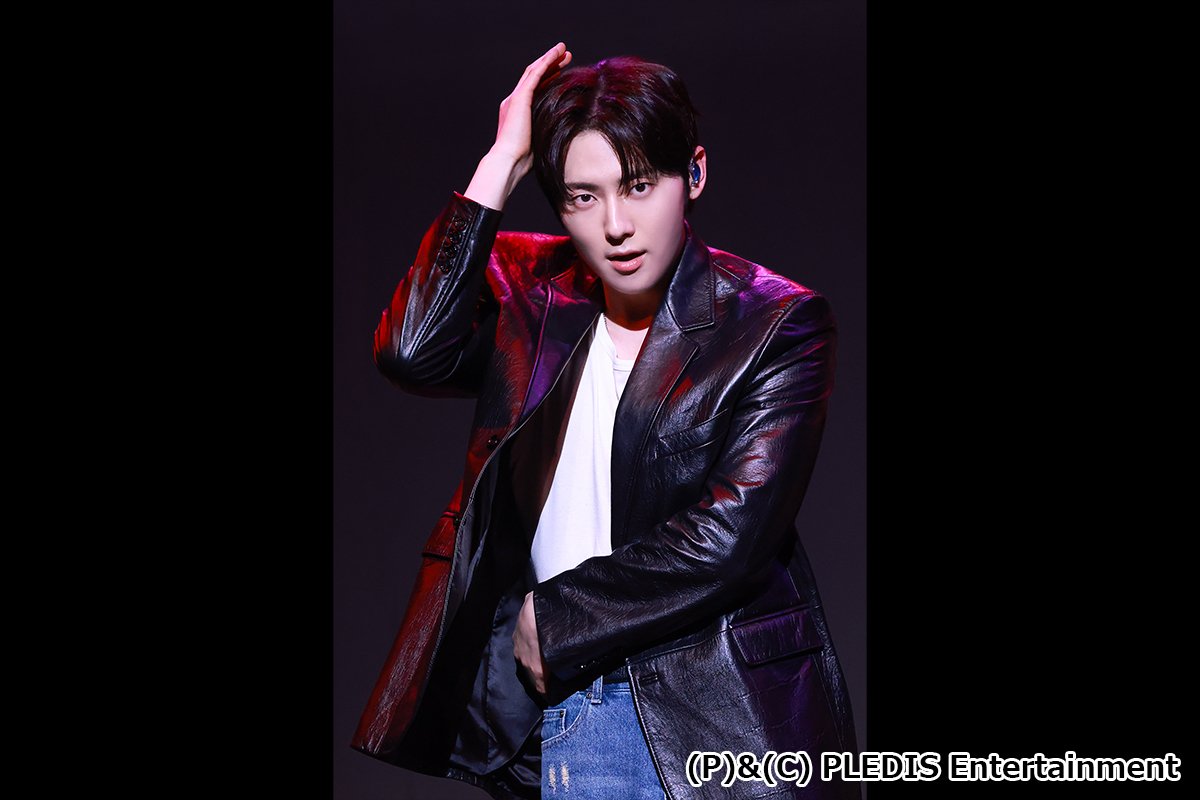 HWANG MIN HYUN(ファン・ミンヒョン)約2年ぶり来日、Wanna One＆NU'EST名曲メドレー披露で会場熱狂