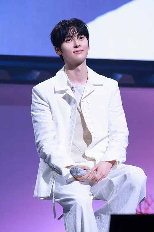 HWANG MIN HYUN(ファン・ミンヒョン)約2年ぶり来日、Wanna One＆NU'EST