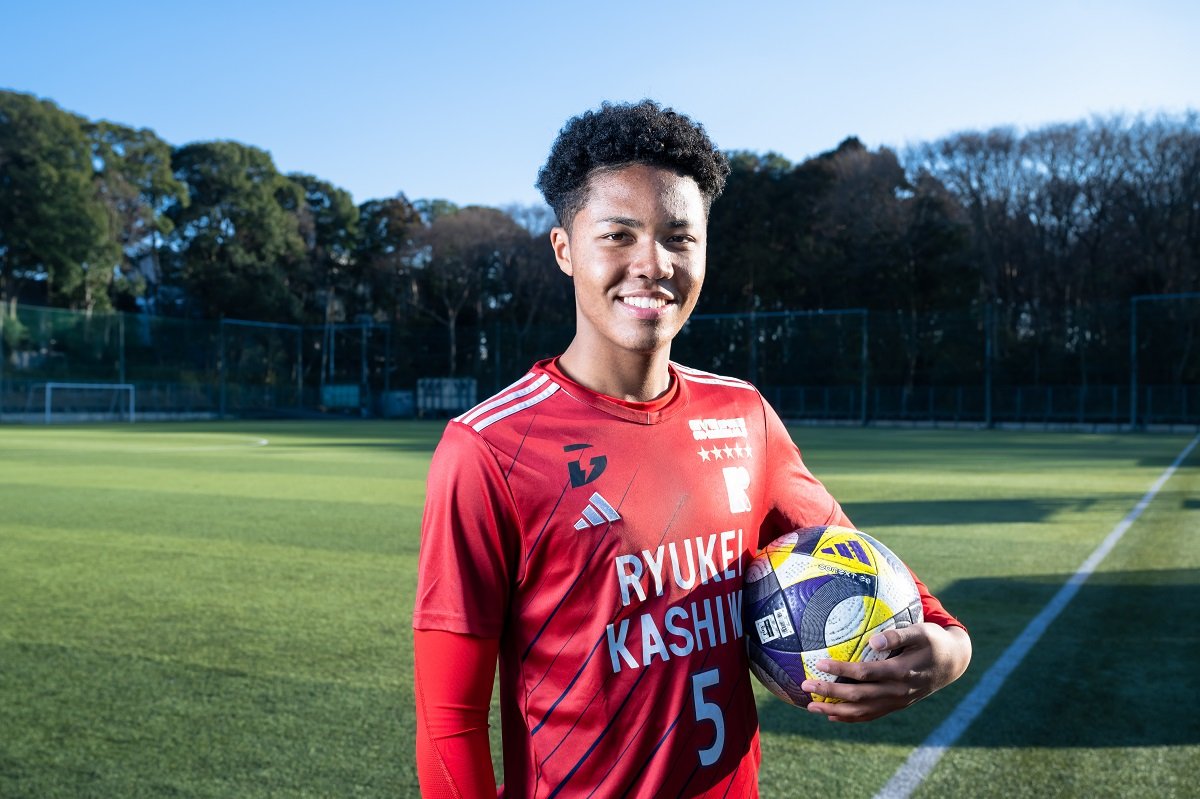 高校サッカー界注目のCB・メンディー サイモン友　プレミアリーグU-18への挑戦