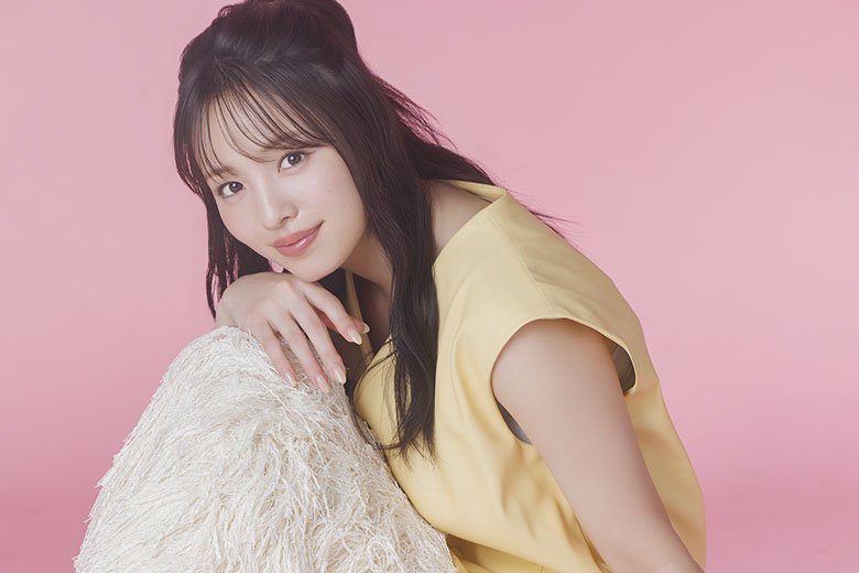 横田真悠が映画『SAKAMOTO DAYS』で共演した目黒蓮(Snow Man)の人並外れた能力を明かす