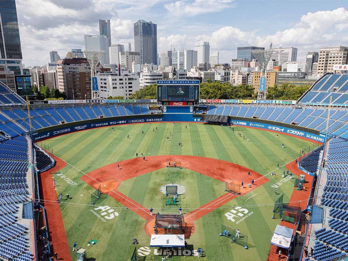 横浜DeNAベイスターズ・横浜スタジアム見学ツアーが開催！貴重な体験の数々に参加者たちは大興奮