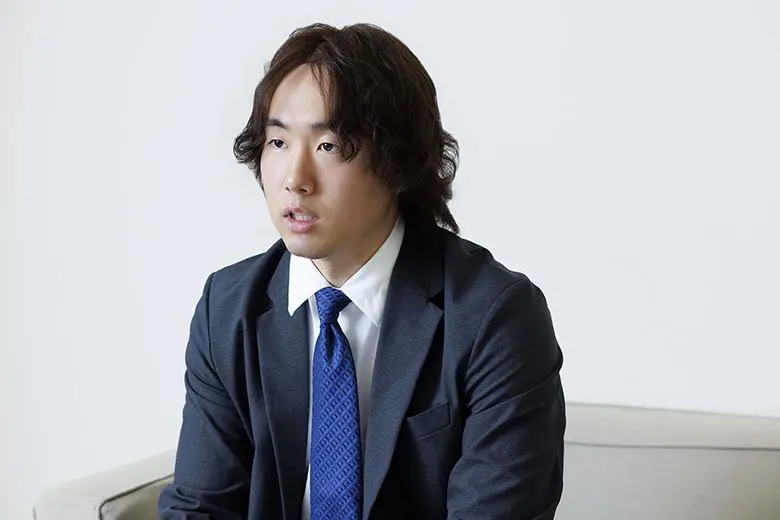 261001_katayama_02.webp