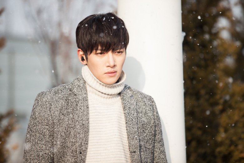 261010_JiChangWook09.jpg
