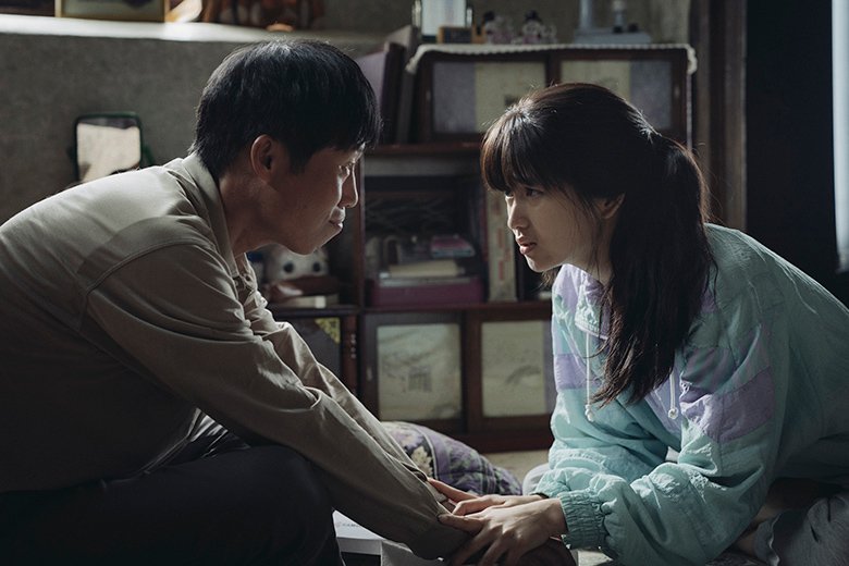 261010_ksuspense09.jpg