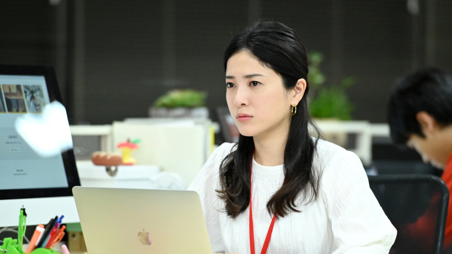 261010_women03.jpg