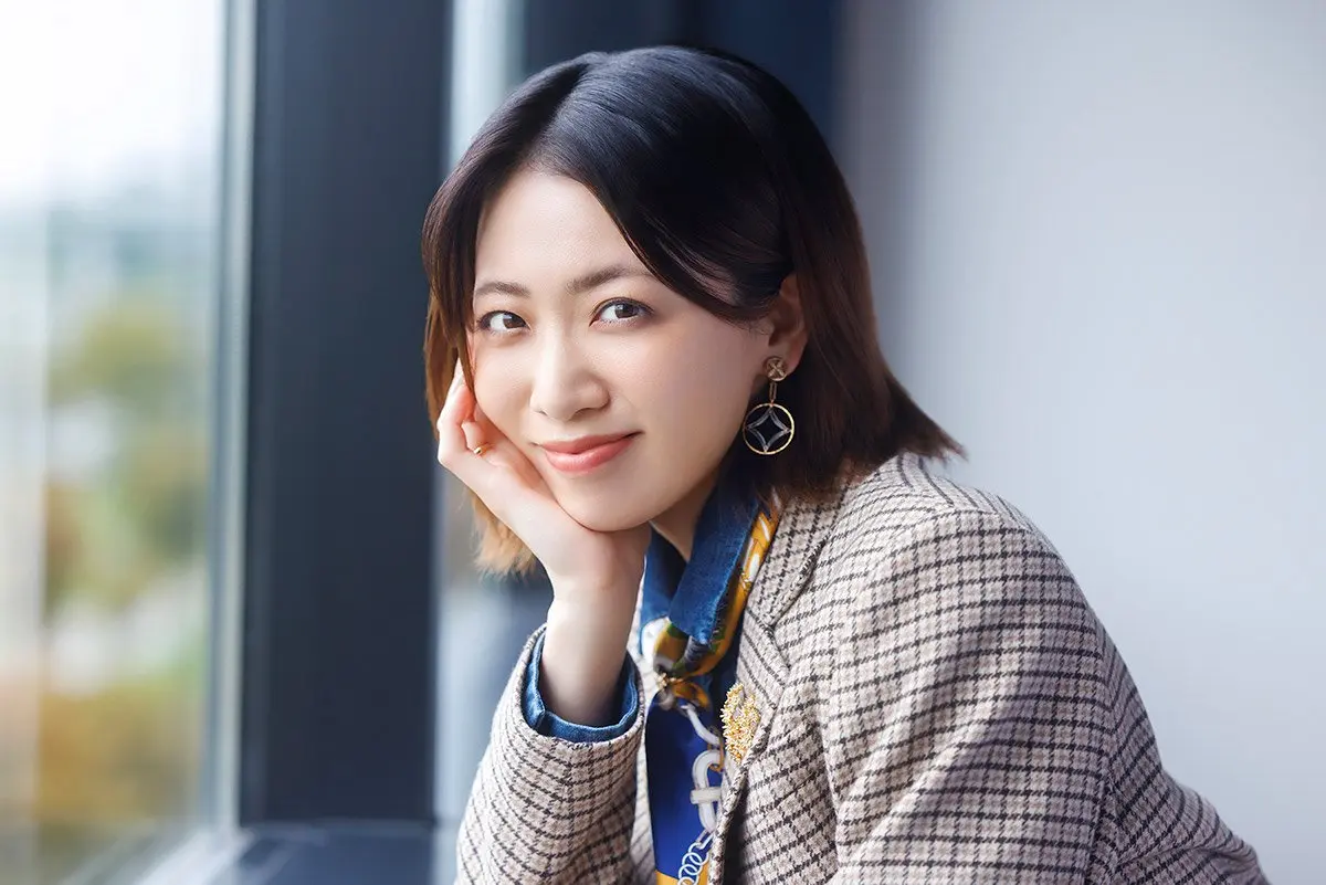 礼真琴が氷川きよし、水樹奈々とセッション！冠音楽番組「礼真琴CROSS HAUS」への思いを語る
